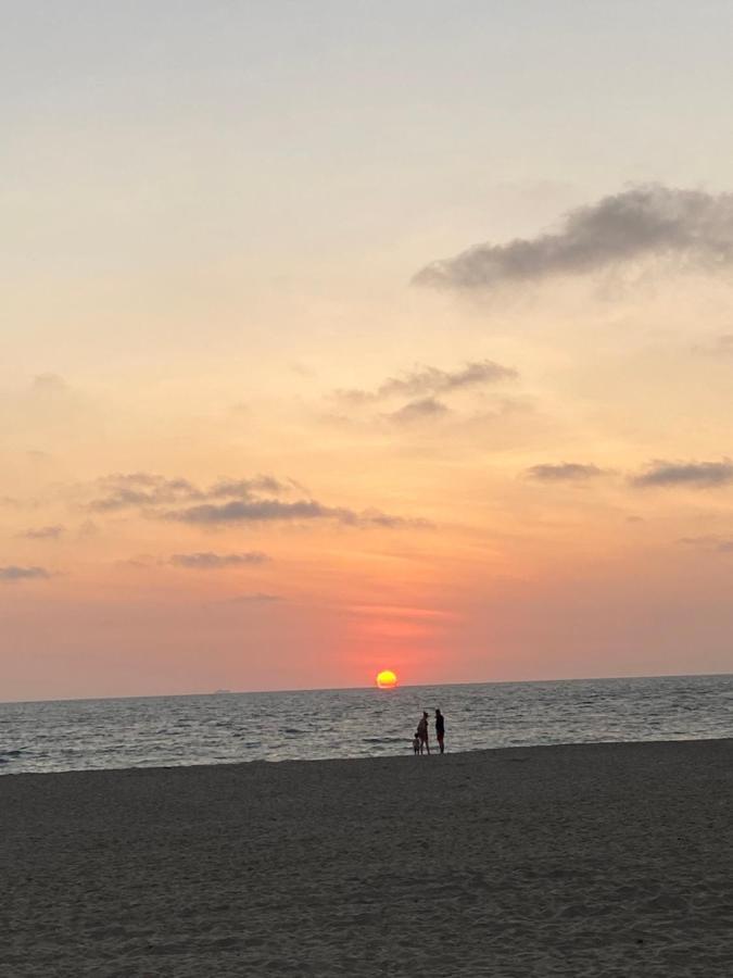Ocean Club - Ocean Suites II Playas Ngoại thất bức ảnh
